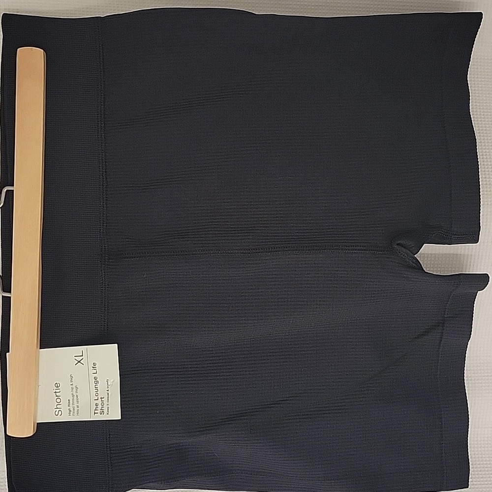 SO black XL short